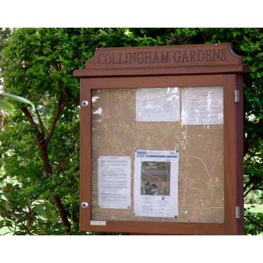 Single Bay, 6xA4 Landscape External Oak Noticeboard